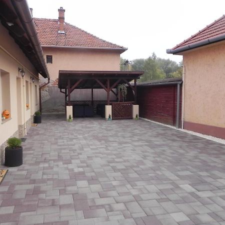 Tuerkiz Apartman Tokaj Exterior foto
