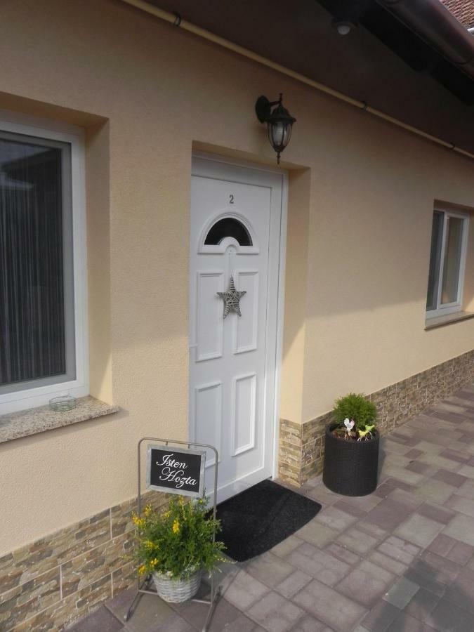 Tuerkiz Apartman Tokaj Exterior foto